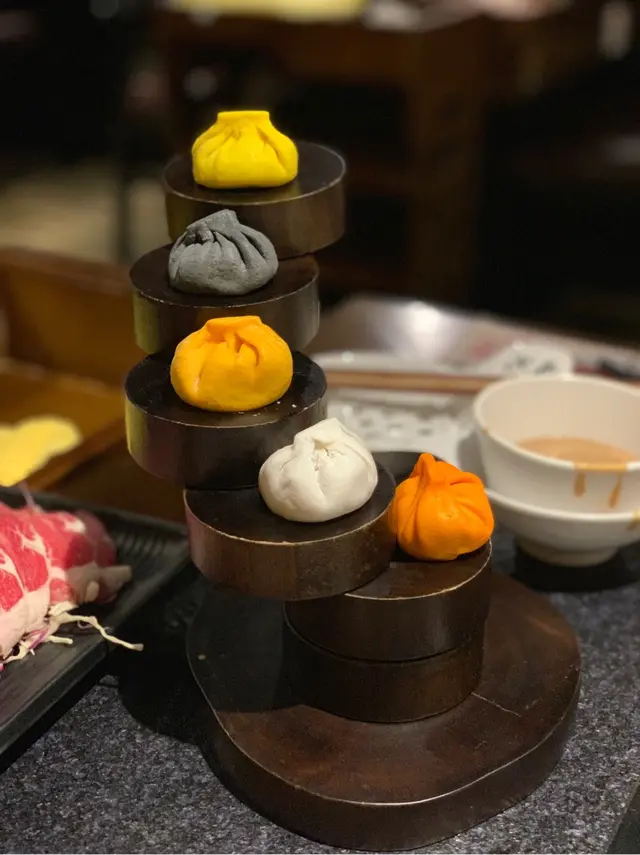 五色火鍋小籠包