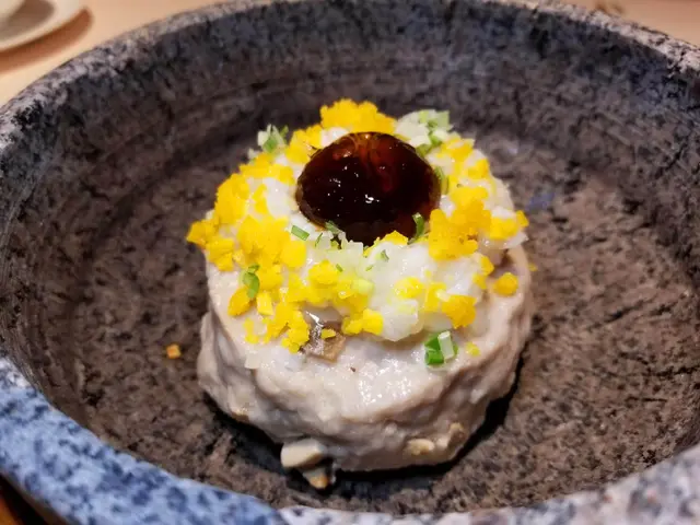 白翠紅玉藏珍地