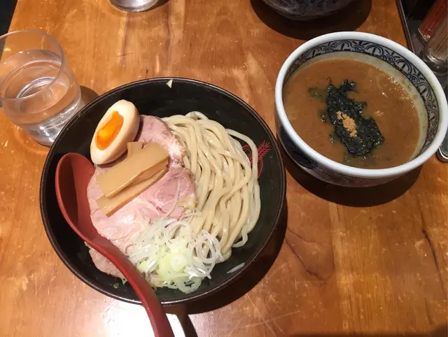 濃香豬骨魚介沾麵