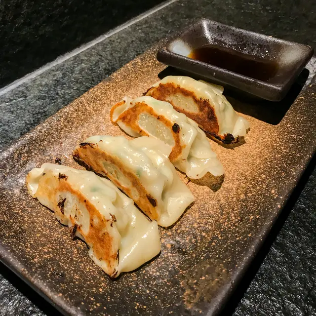 煎日式餃子