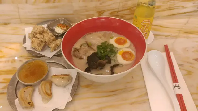 豬骨湯拉麵