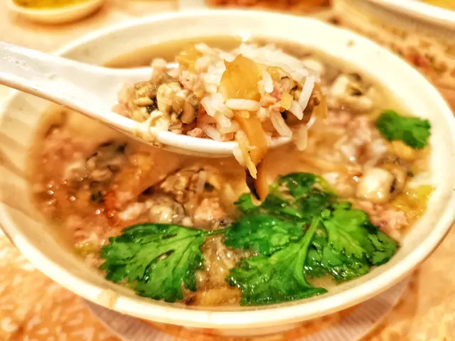 蠔仔肉碎粥