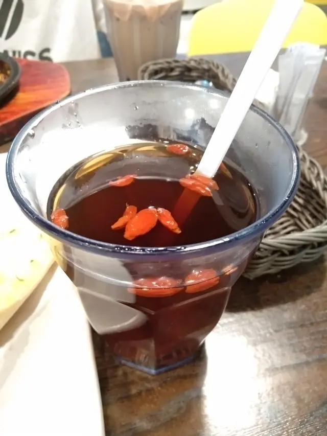 特飲紀子紅茶