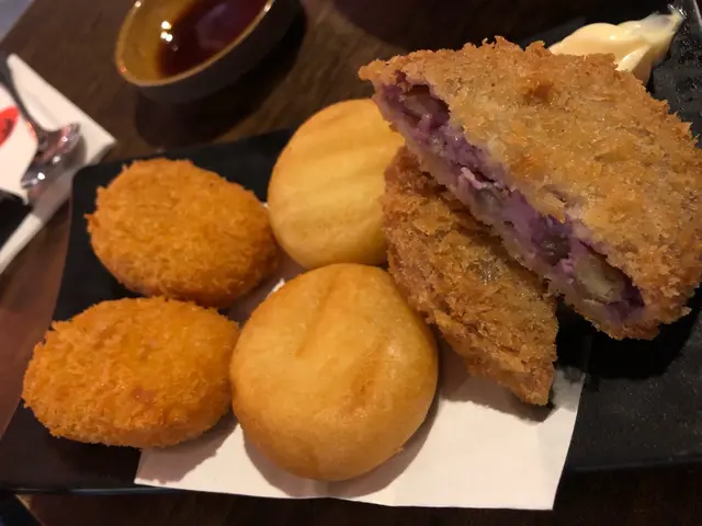 芝士年糕 忌廉蟹肉薯餅 甘栗紫薯餅