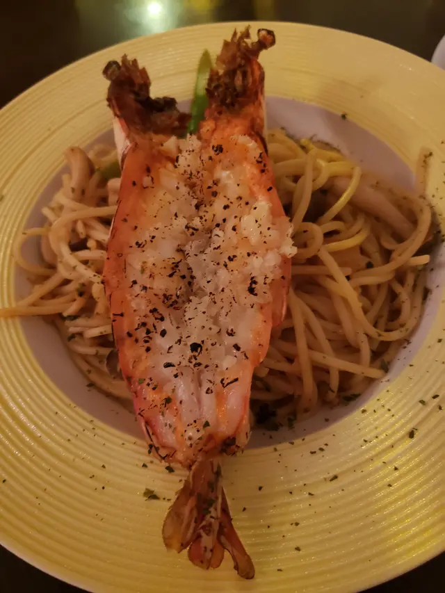 蒜蓉牛油虎蝦意粉