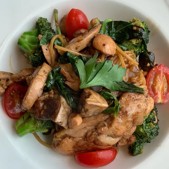 辣味雞肉意大利麵