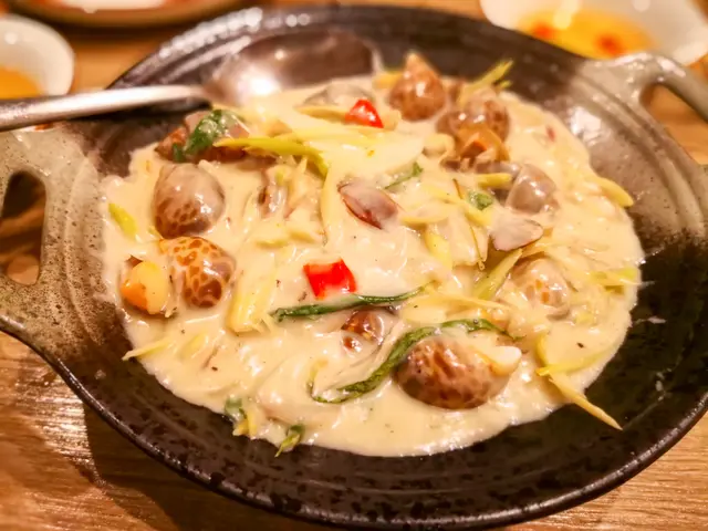 椰汁喇沙葉煮海螺