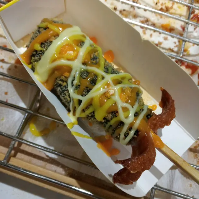 墨汁芝士熱狗棒