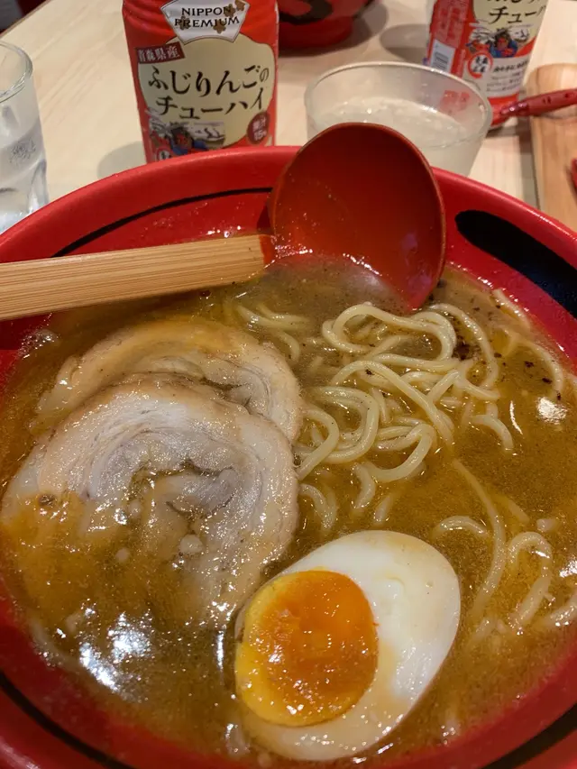 招牌蝦湯拉麵
