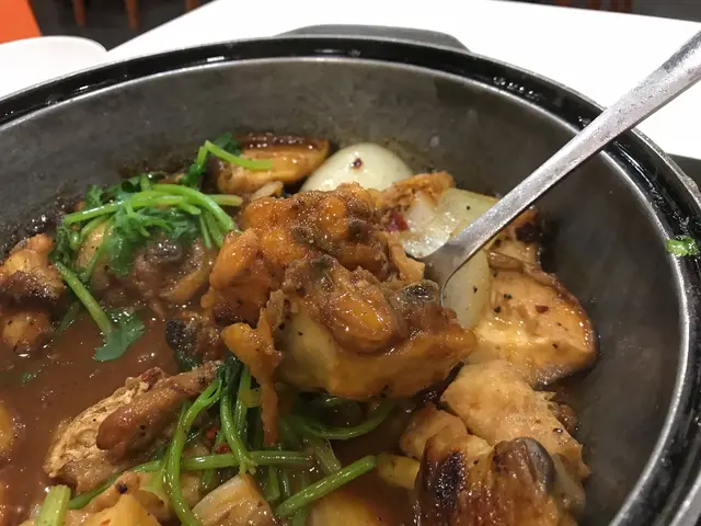 老重慶奇味雞煲