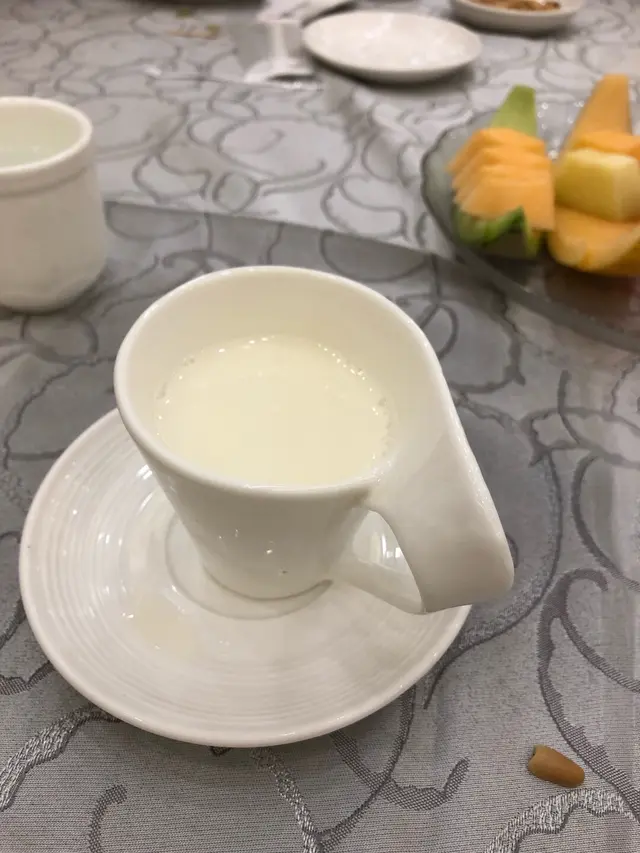 蛋白杏仁茶