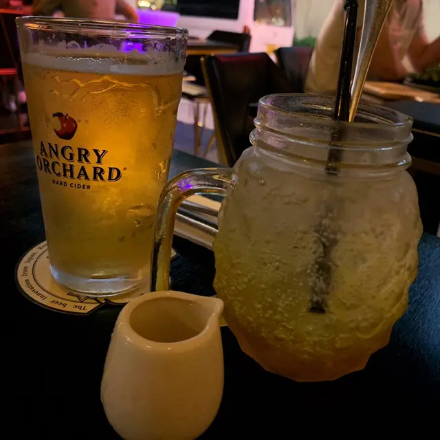 Angry Orchard Apple Cider, 柚子梳打