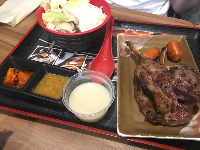 香草燒羊架飯