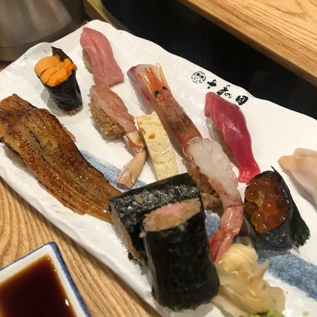 超特選壽司拼盤