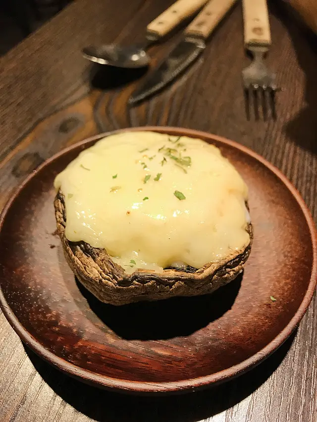 芝士溫泉蛋大啡菇