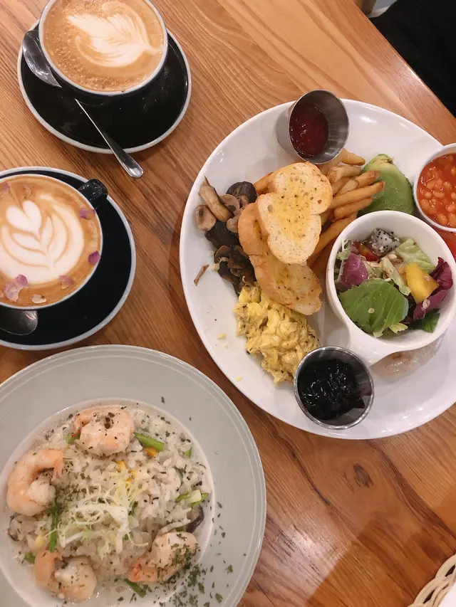 影張相就算啦，唔係t落雨都唔會入左h黎