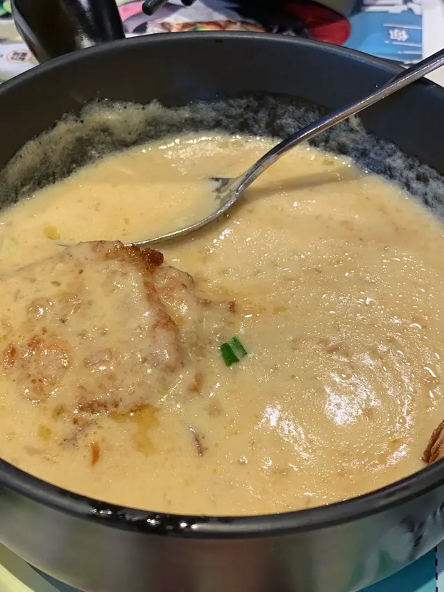 白咖哩豬扒飯