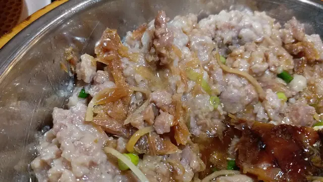 馬友鹹魚皇蒸肉餅