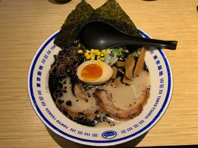黑鬼濃厚豚骨湯叉燒拉麵