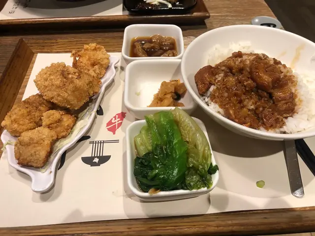 鹽酥雞肉操飯