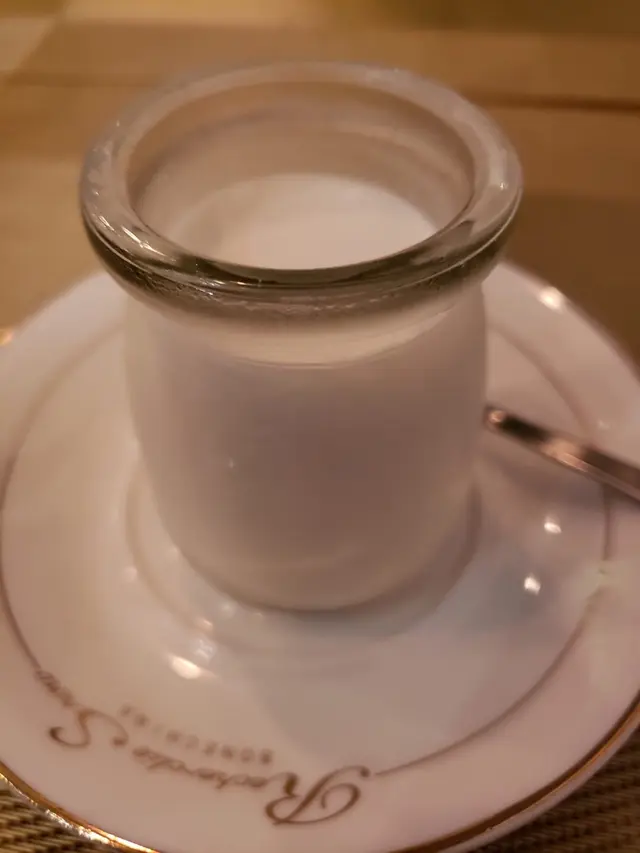 欣賞自家製唔太甜，但未夠濃滑，實左小小，可惜未呢試到另一款cheesecake  ，期待下次再試