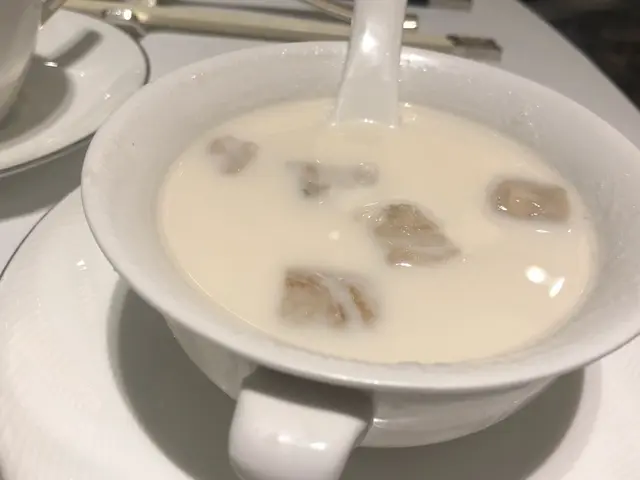 朋友話好有杏仁味,但又唔會搶左本身味道