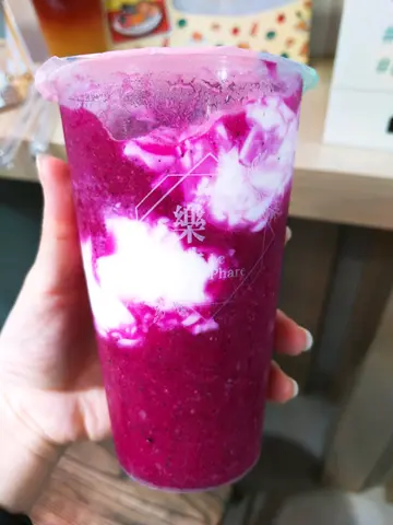 火龙果云朵沙冰