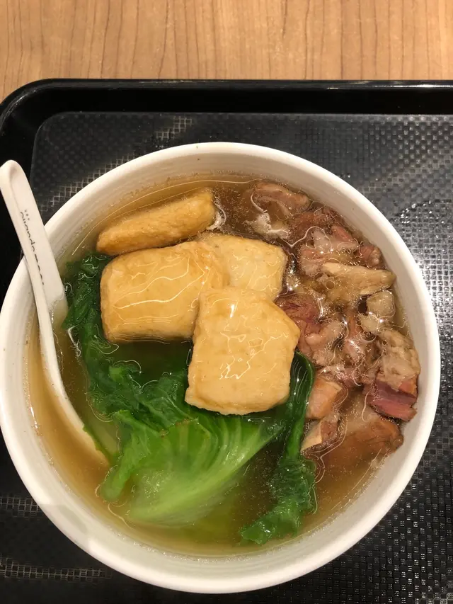 生菜、牛腩、魚腐
