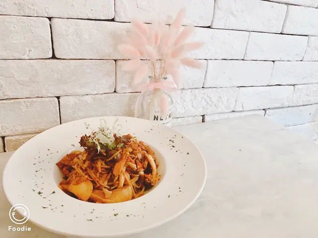 川味辣菜脯炒意粉