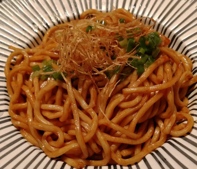 蔥油拌麵