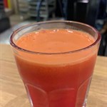 Beetroot,  carrot  and  apple  freshly squeezed juice  