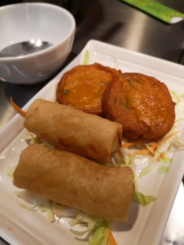 泰式炸魚餅拼春卷