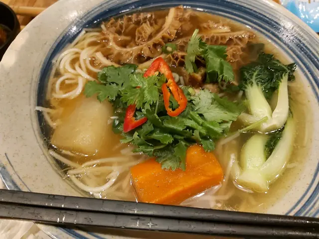 牛肚有點硬，吃完不口渴