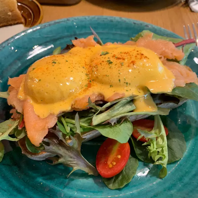 Egg  Benedict  with  Salmon
