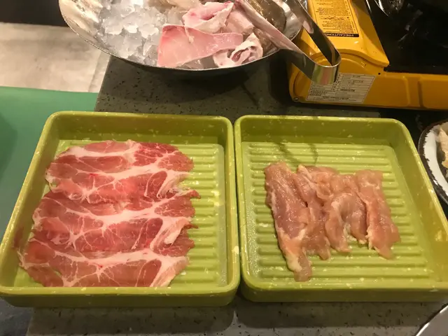 豚肉、雞