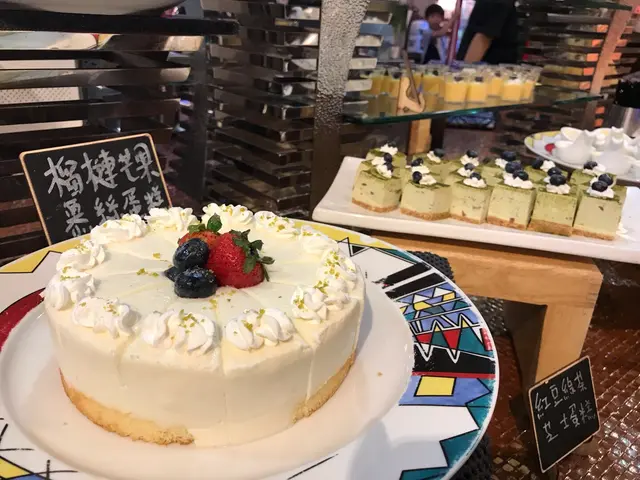 榴槤芒果慕絲蛋糕