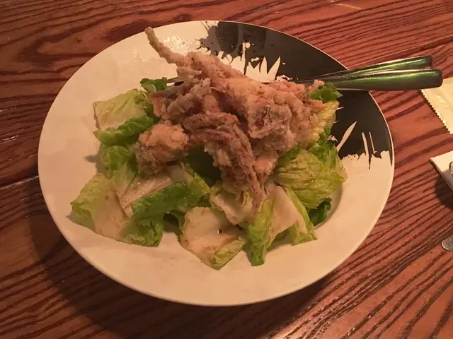 軟殼蟹金柚沙律