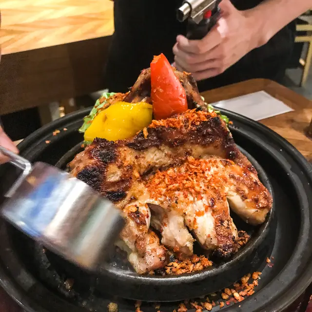 重量級火焰原隻燒雞