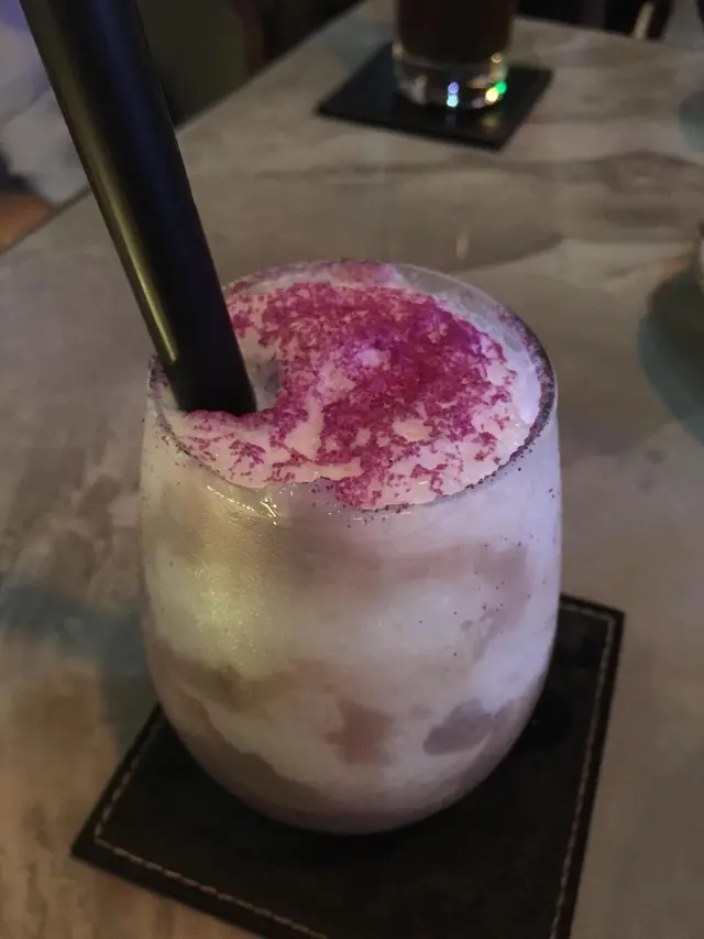 手作芋泥牛乳冰 