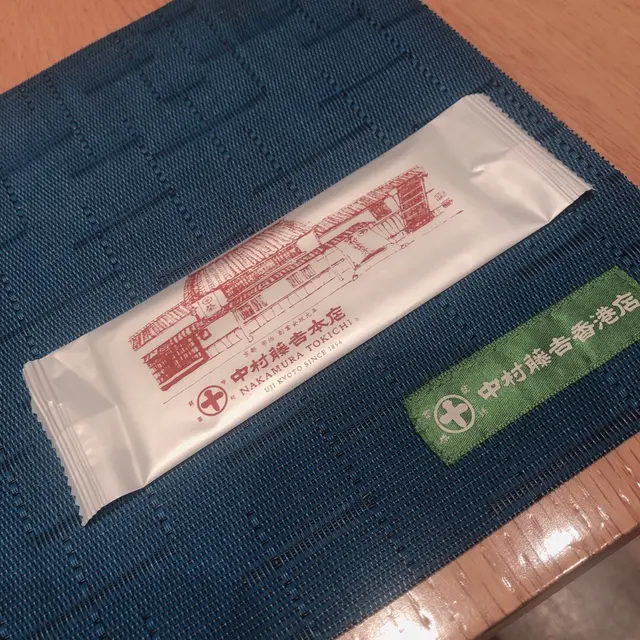 餐桌擺設