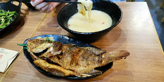 原條魚花膠湯粉皮