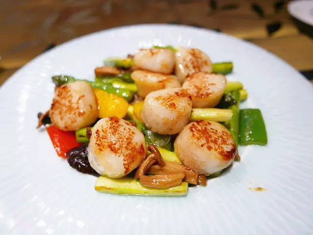 鮮露筍野菌炒帶子
