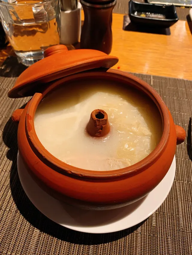 椰子燉雞湯
