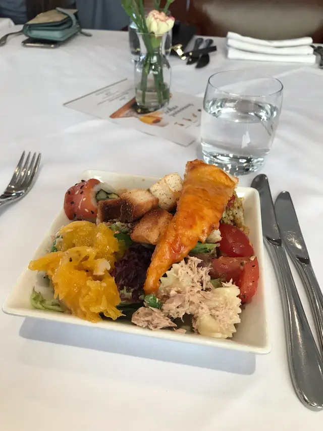 salad bar