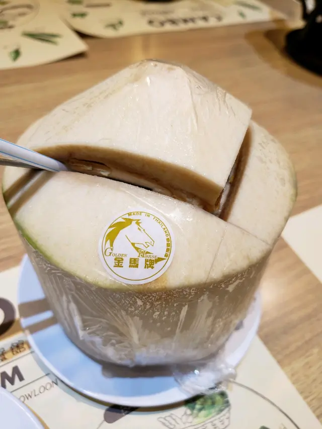 椰汁夠甜，但椰香不足