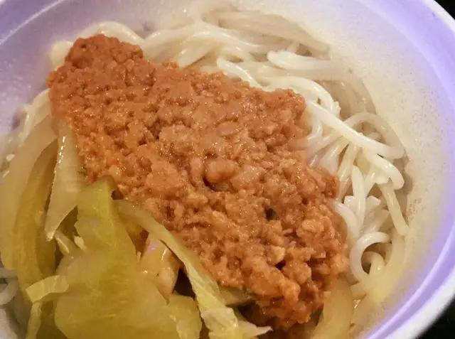 過橋米線大麻辣走芽菜