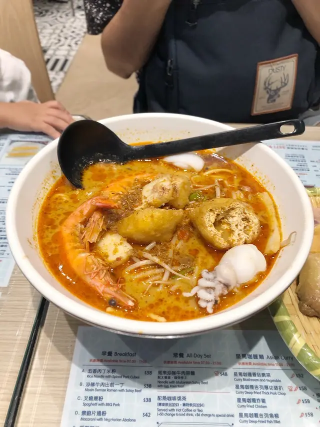 招牌海鮮喇沙