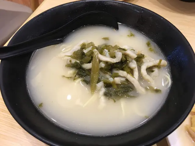 雪菜肉絲湯麵