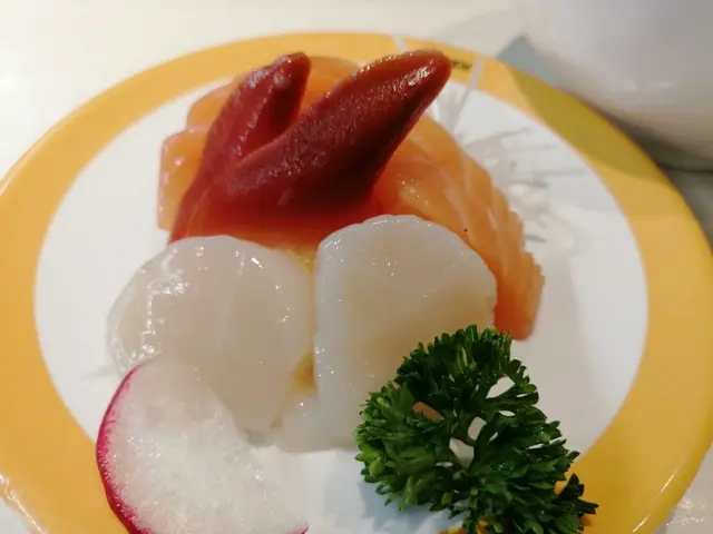 三色刺身