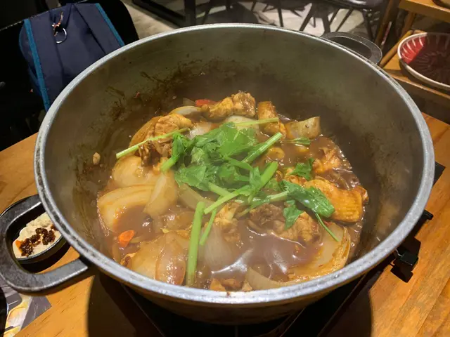 麻辣重慶雞煲